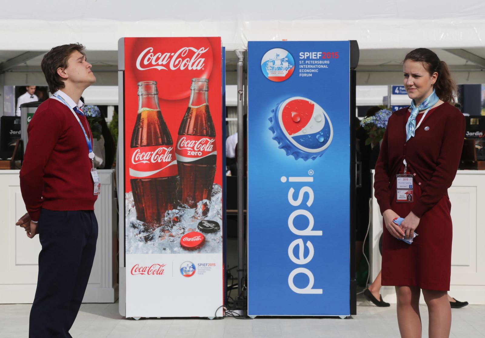 ‘Sống chết’ cạnh tranh với đối thủ truyền kiếp nhưng tại sao Pepsi lại báo cảnh sát khi được nhân viên phản trắc của Coca chào bán công thức bí mật?