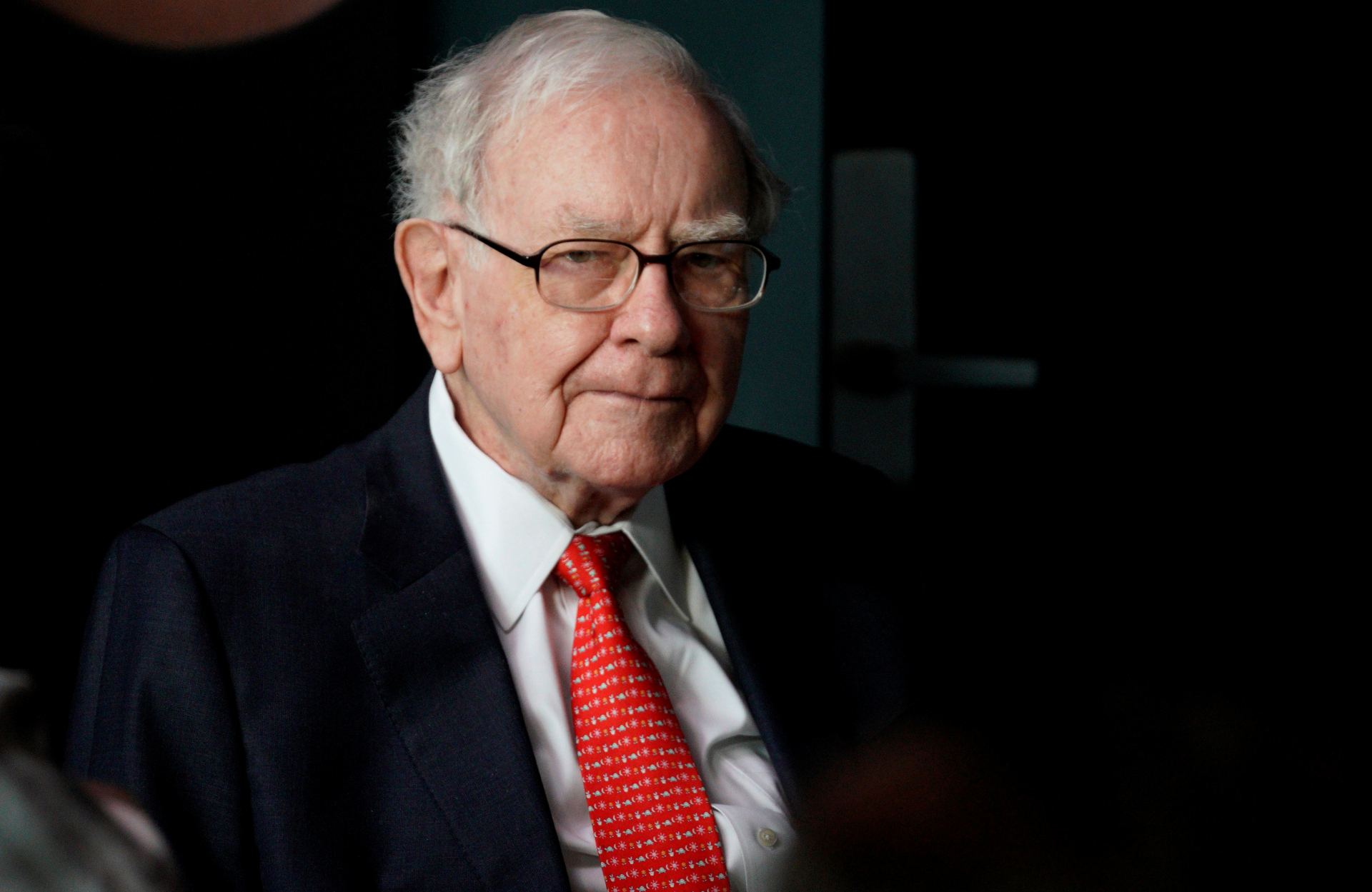 Lời khuyên Warren Buffett dành cho giới trẻ: ‘Tôi không bao giờ trông chờ kiếm tiền từ thị trường chứng khoán’
